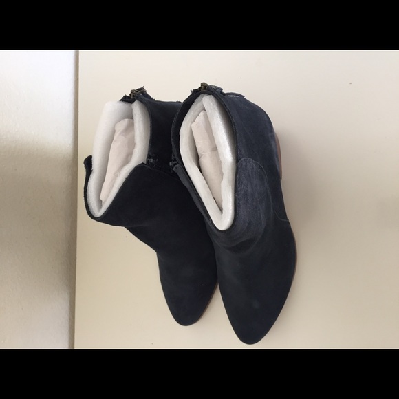 Sole Society Shoes - So-River Boots. Size 11M.